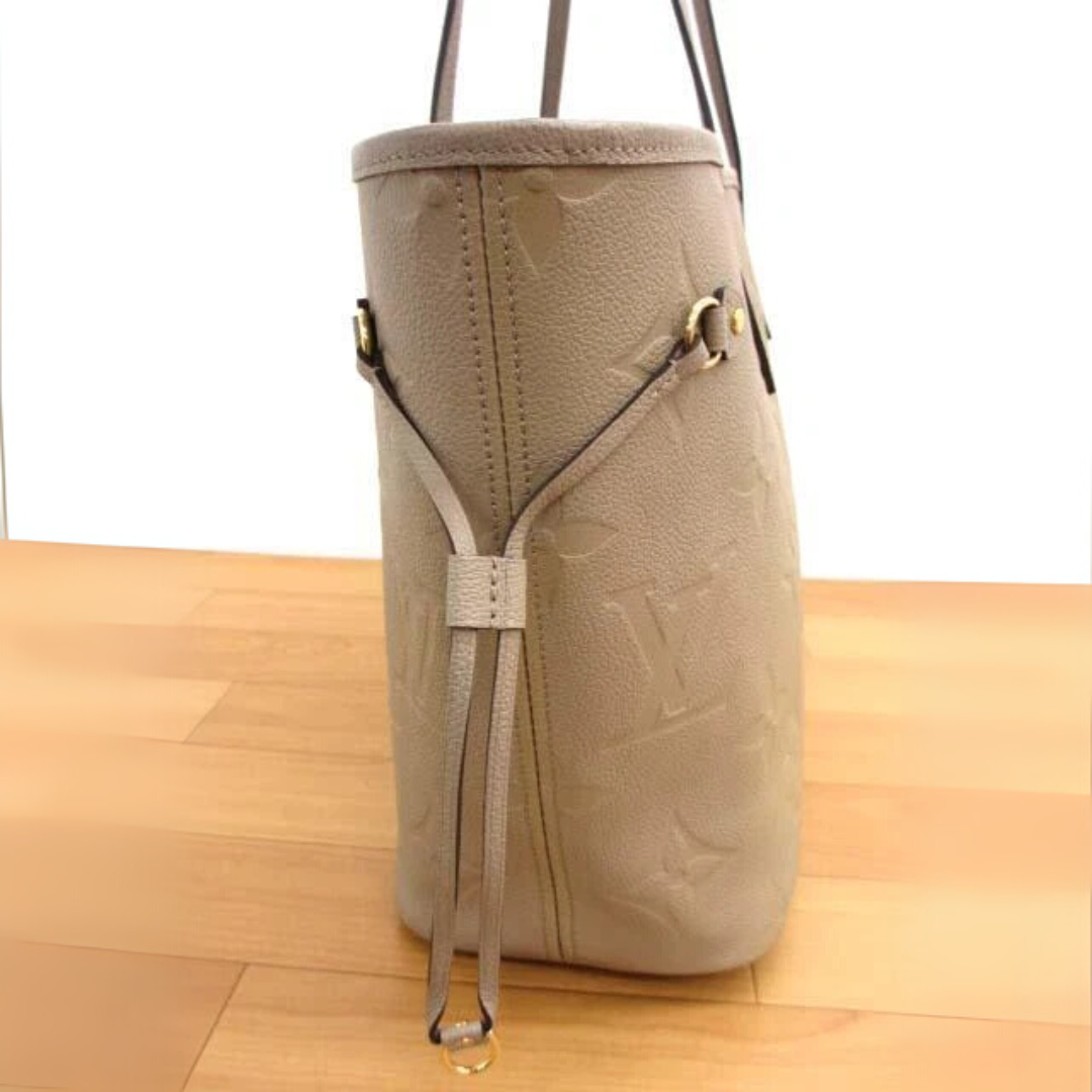 Louis Vuitton Neverfull Beige
