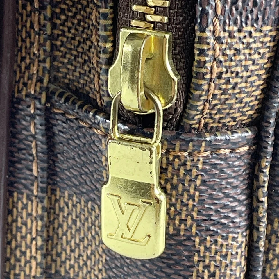 Louis Vuitton Damier Reporter Melville