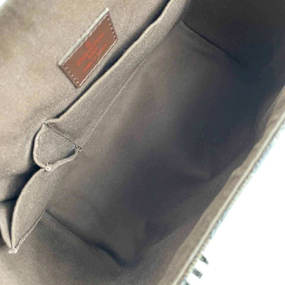 Louis Vuitton Damier Reporter Melville