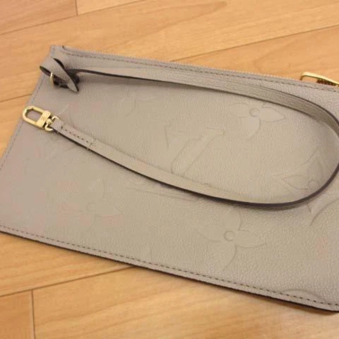 Louis Vuitton Neverfull Beige