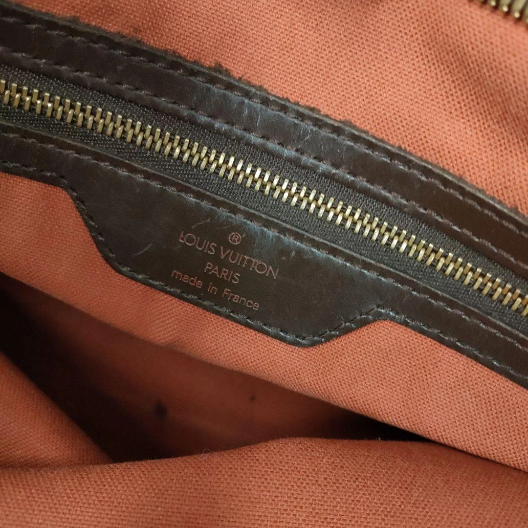 Louis Vuitton Damier Chelsea