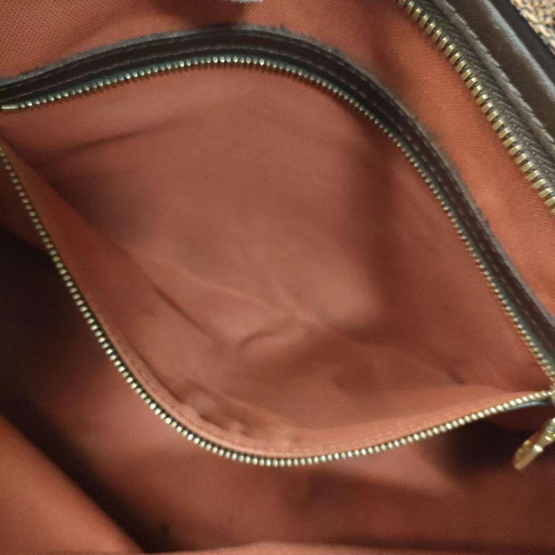 Louis Vuitton Damier Chelsea