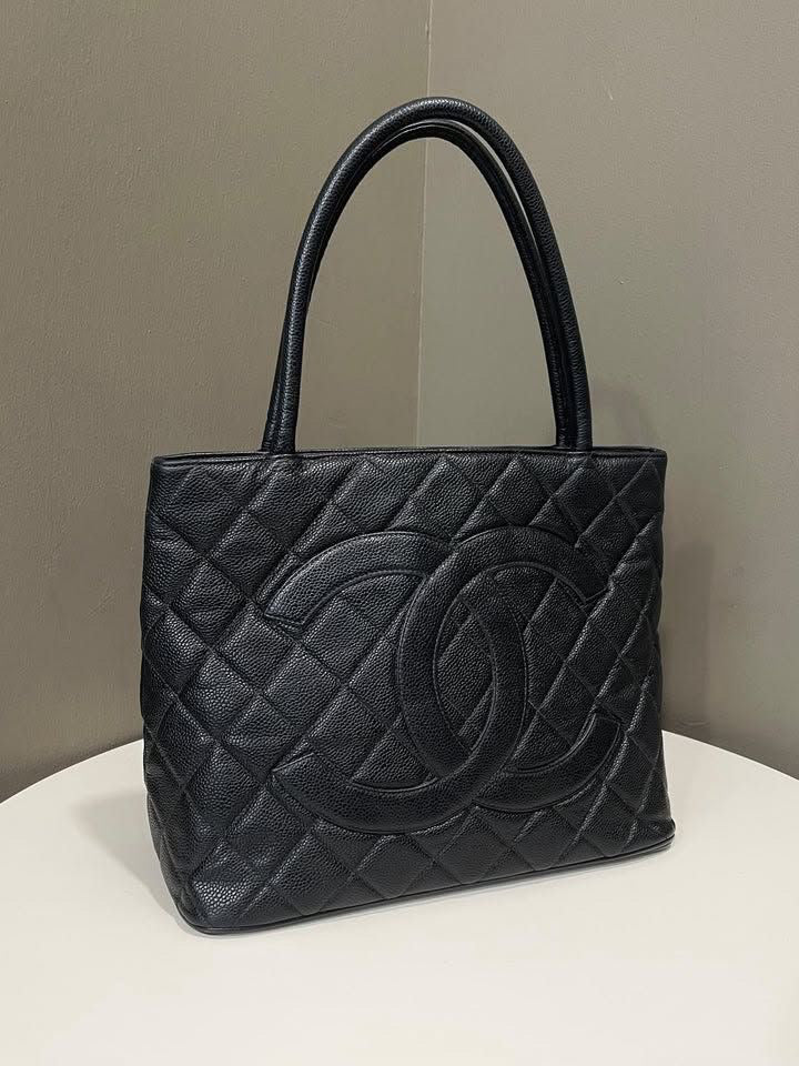 Chanel Vinatge Medallion Tote Black Caviar