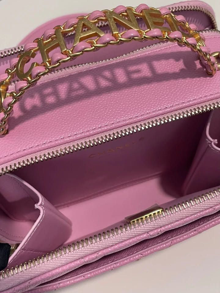 Chanel Pick Me Up Small Vanity Case Mauve Pink Caviar