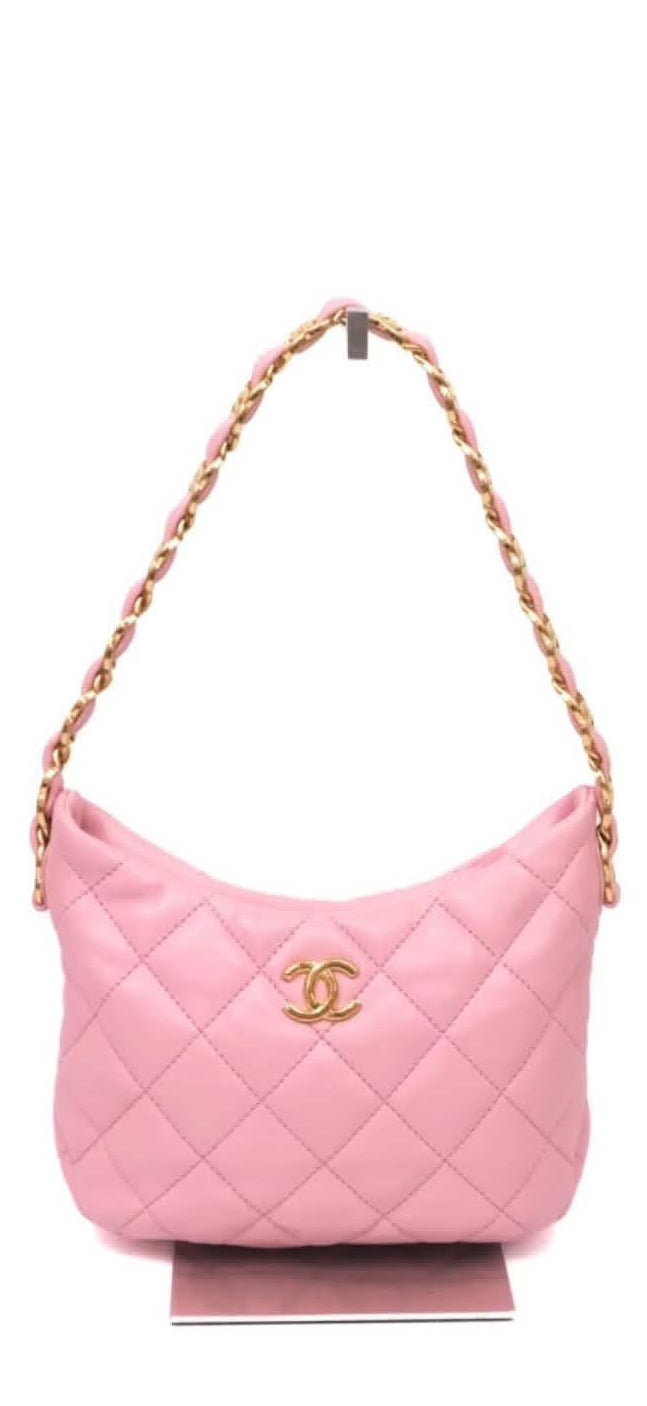 Chanel vintage CC quilted shoulder caviar