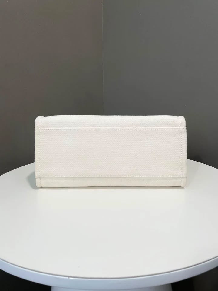 Chanel Deauville Tote Cream Ivory