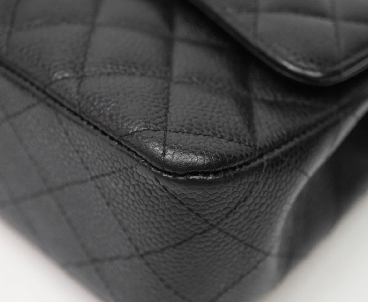 Chanel Classic M/L Medium Flap Quilted Black Caviar Gold Hardware 2017-2018