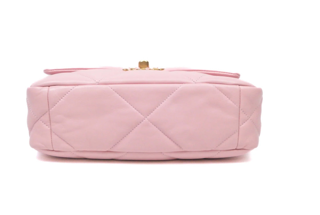 Chanel 19 small pink