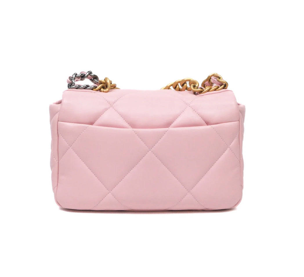 Chanel 19 small pink