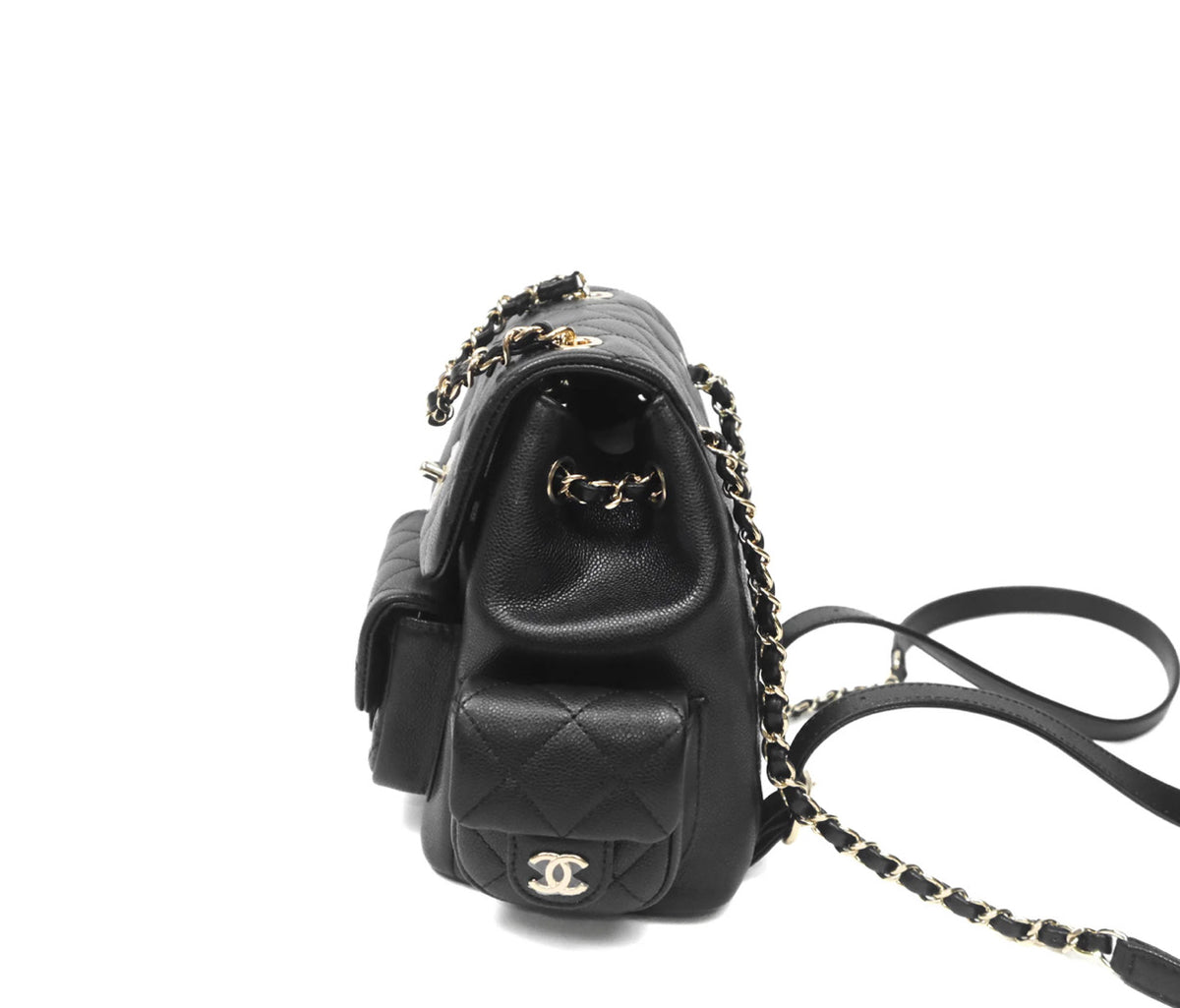 Chanel small duma backpack caviar con plásticos