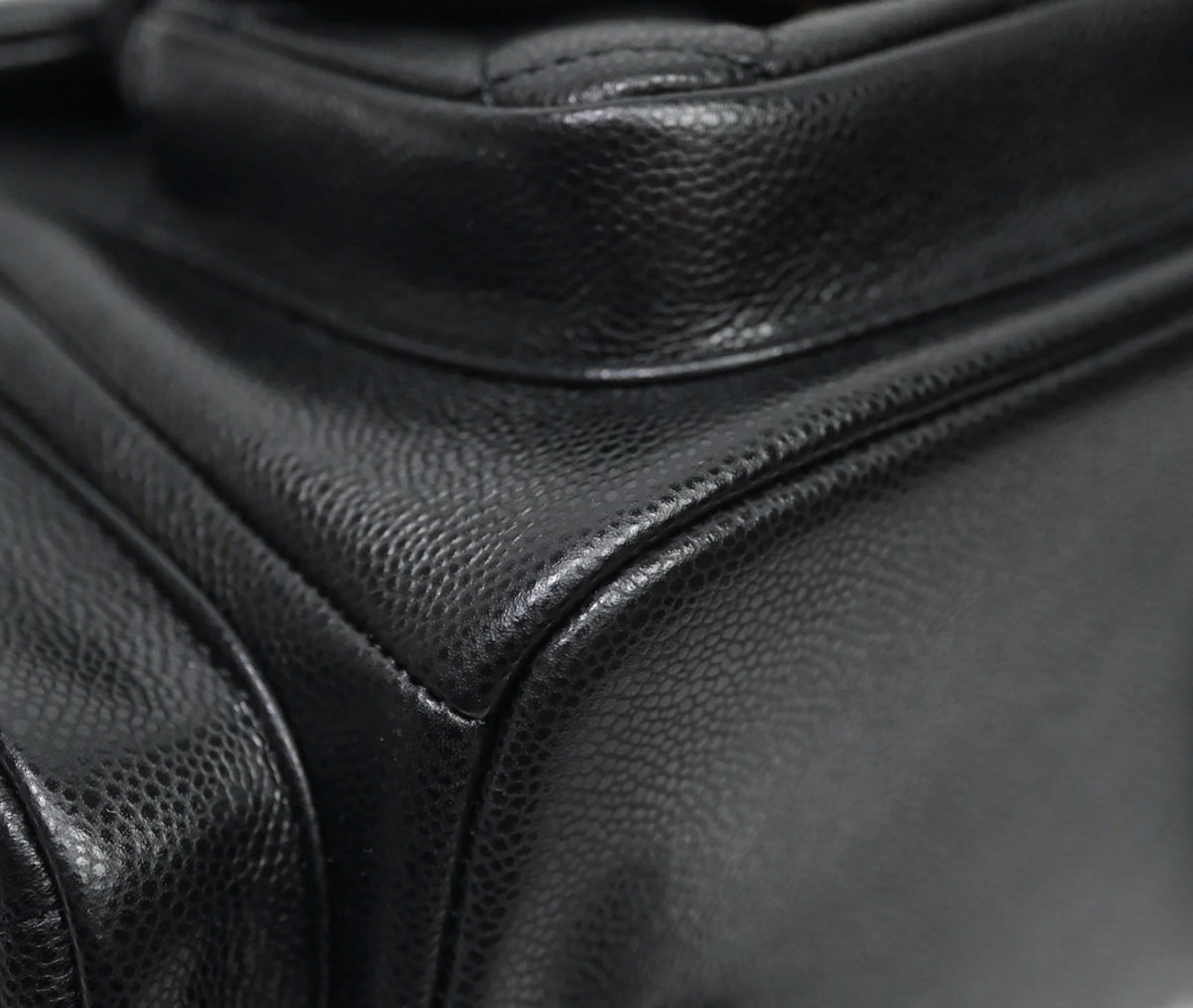 Chanel small duma backpack caviar con plásticos