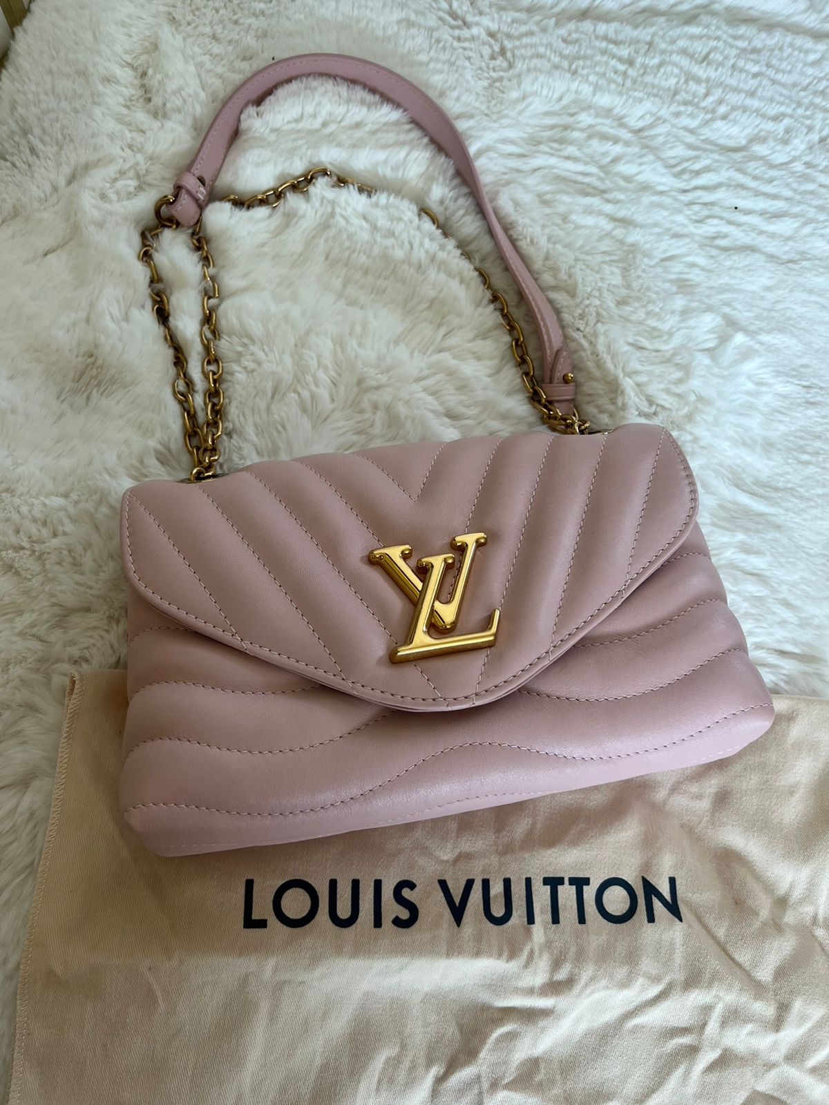 Louis Vuitton New Wave Chain Bag