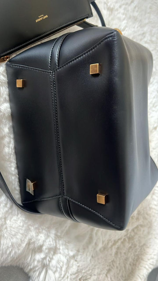 Yves Saint Laurent Le 37 Bucket Bag